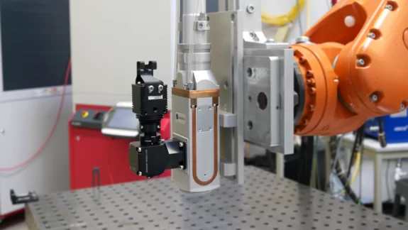 An OTC3 with a robot in a laboratory by Laserline diode lasers